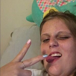 Meet your Posher, Abby